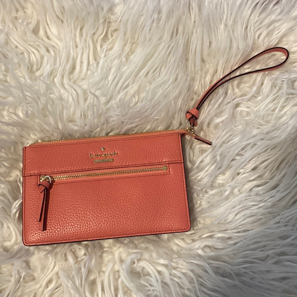 Kate Spade pink wristlet